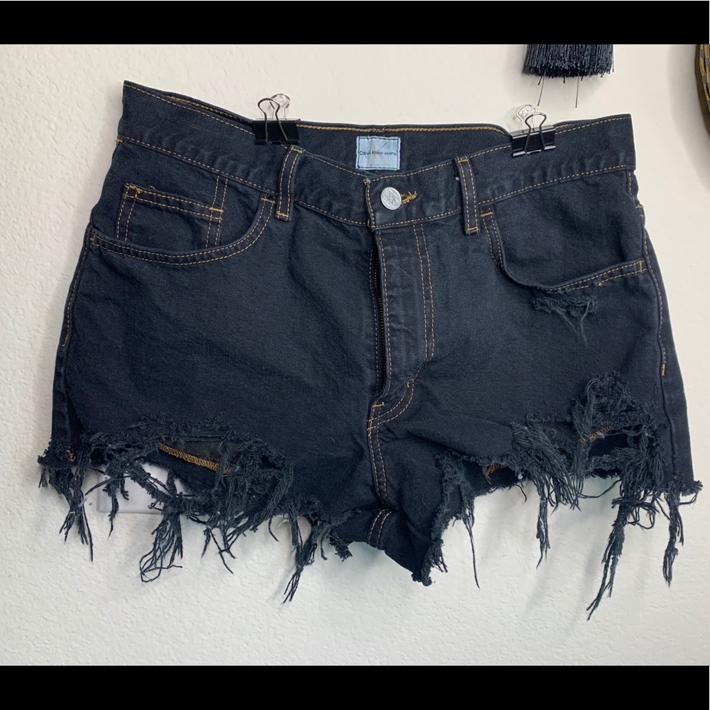 Distressed shorts